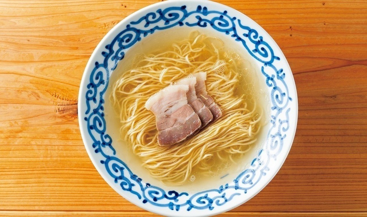 EXILE黒木啓司】『豚そば 月や』の透明な豚骨スープ ——連載「九州