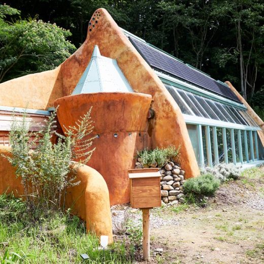 【中田英寿/に・ほ・ん・も・の外伝】公共のインフラに頼らないオフグリッドハウス「Earthship MIMA」<徳島⑧>