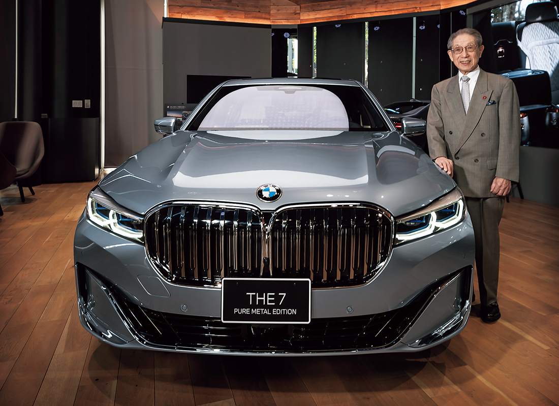 この世に2台しかない、人間国宝が手がけたBMWとは？ | GOETHE