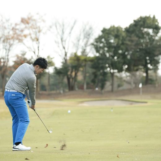 “シャフトをしならせてヘッドを走らせる”感覚が身につく! タオルを使った自宅練習法