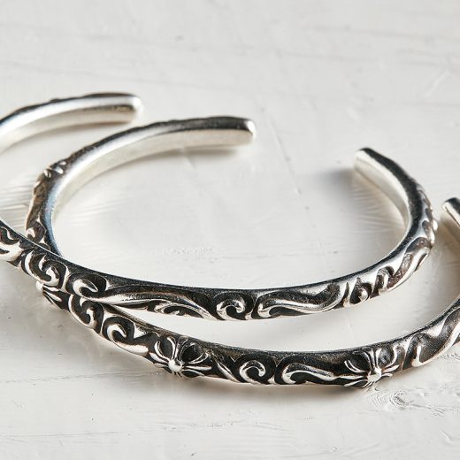 髙木琢也のクロムハーツのバングル