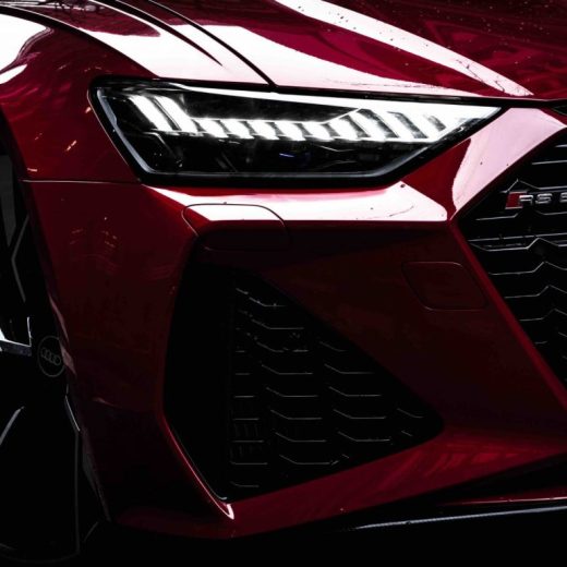 ライカで切り取るアウディ。柏木龍馬氏作品展が南青山で開催中!