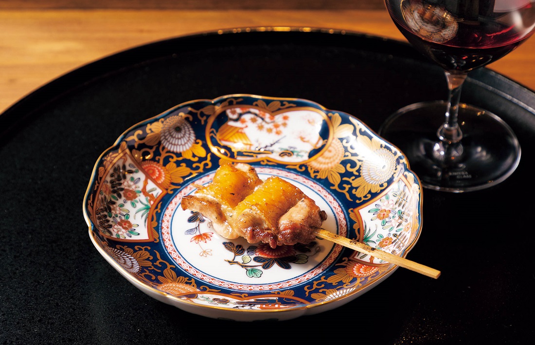 予約殺到！薪直火焼きで味わう焼き鳥の新機軸【麻布十番】 | GOETHE