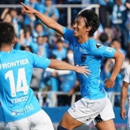 中村俊輔_喜ぶ