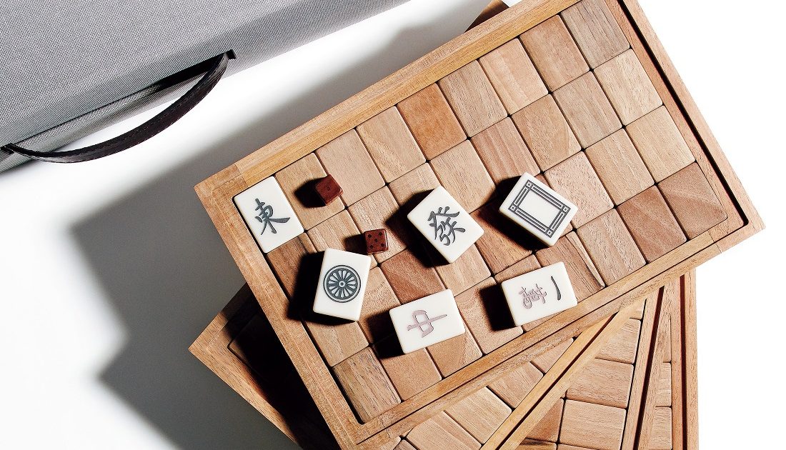 置いておくだけでも絵になるブルネロ クチネリの美しい麻雀牌【最上級