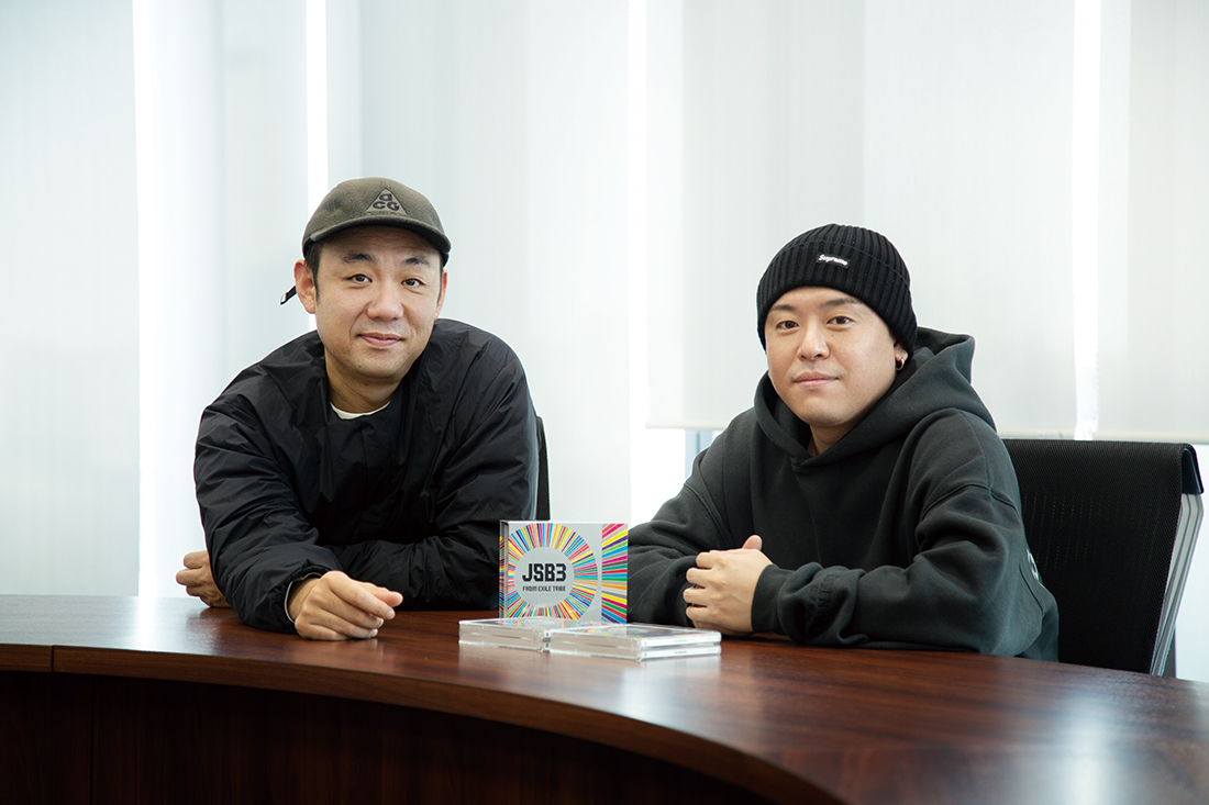 三代目まとめ売り1️⃣100点超写真追加しました☆ 三代目 J SOUL BROTHERSが『ヌメロ・トウキョウ』特装版表紙と別冊付録