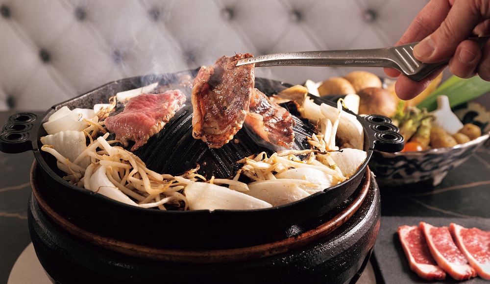 雌羊を食べ比べ！ 西麻布の進化系ジンギスカン「Azabu ewe」