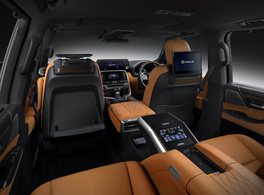 試乗】レクサス「LX600」は最強のショーファー・ドリブンだ！ | GOETHE