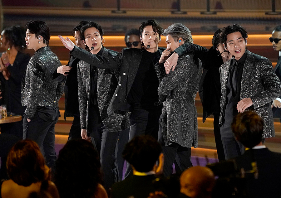 BTSプロデューサー、HYBE創業者パン・シヒョクとは？ | GOETHE