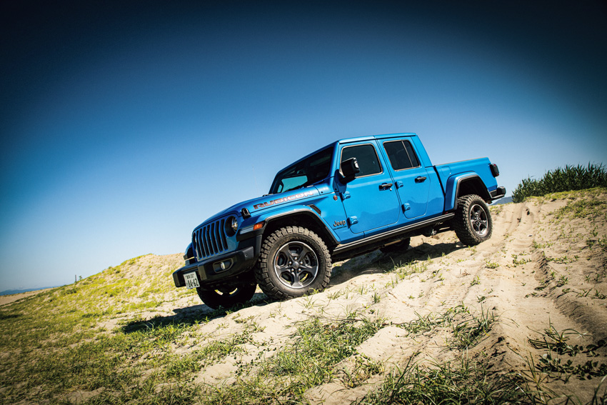 大人気ラングラーベースのピックアップトラック! 「ジープ