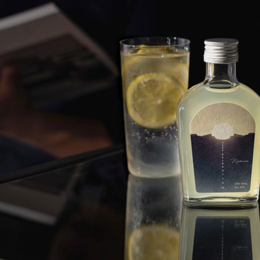 CBD入り焼酎リキュール「Remoon」