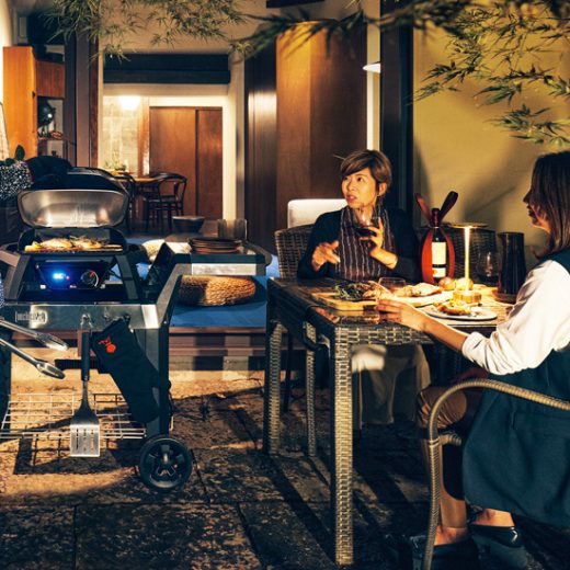 Weberのスマートグリルで愉しむ、秋の贅沢なアウトドア時間