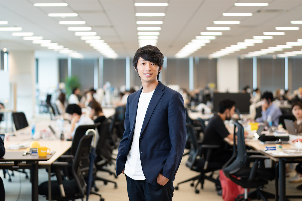 真の働き方改革で登録者数300万人突破！ 弱冠25歳の社長率いる