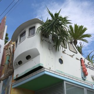 大竹伸朗　直島銭湯「I♥湯」(2009)　写真：渡邉修