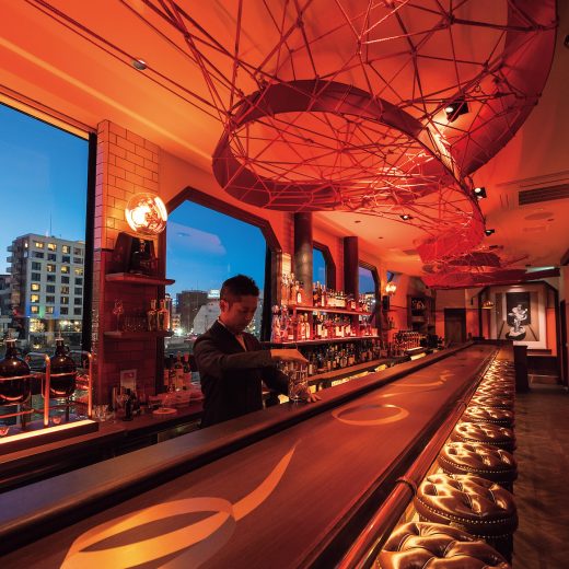 福岡「BAR 010」のカウンター