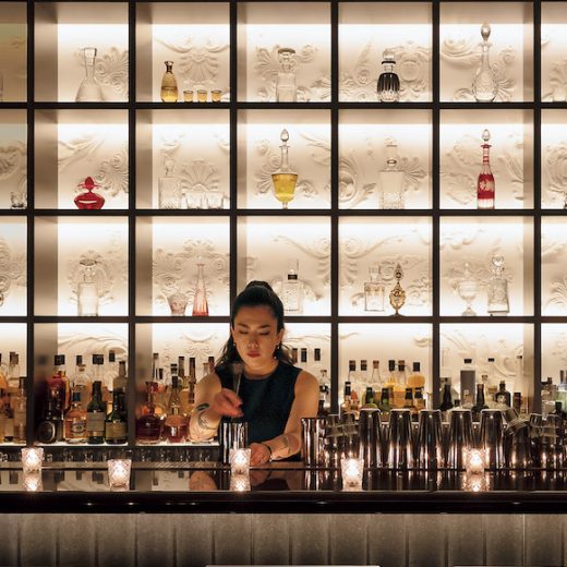 神谷町「GOLD BAR at Edition」のカウンター