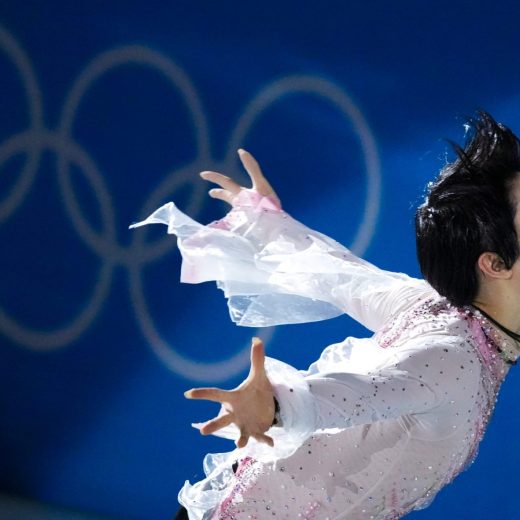 【羽生結弦】どれだけ氷に叩きつけられても──不定期連載「心震えるアスリートの流儀」Vol.1