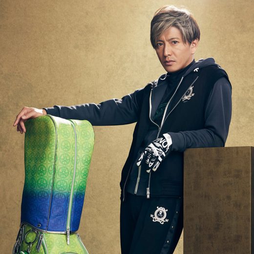 ゴルフウェアを着用した木村拓哉