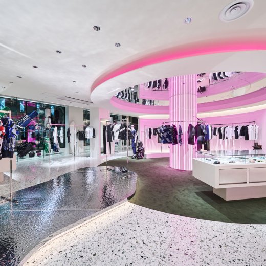 マーク & ロナ 青山店