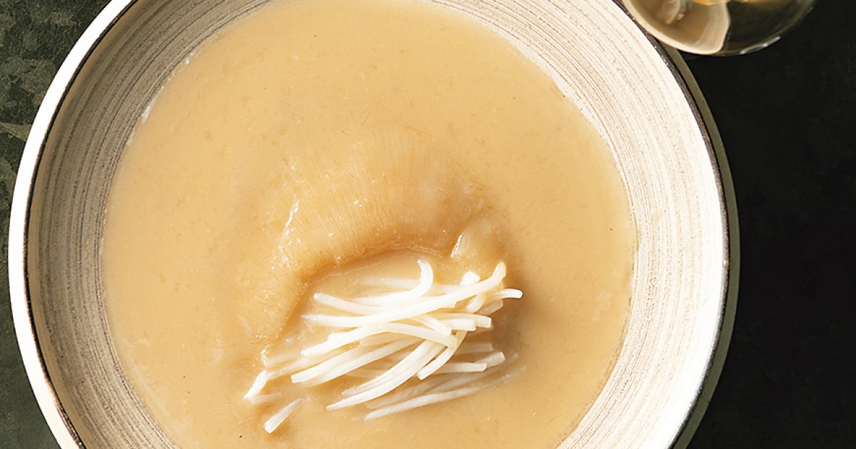 O2｜中華に目がない秋元康が月イチで通う、異彩を放つ隠れ家