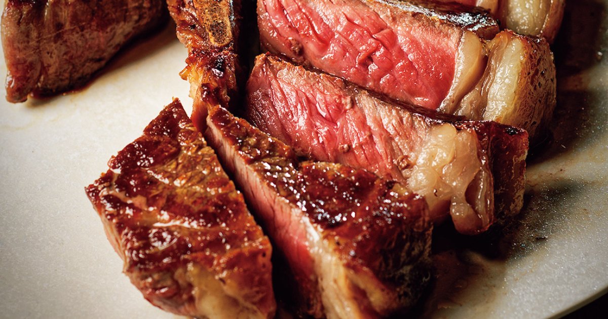 Wolfgang’s Steakhouse Teppan｜秋元康が通い詰める、極上ステーキハウス