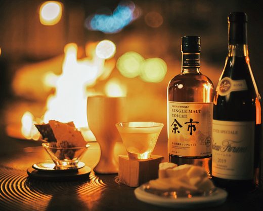 「OMO7旭川」の焚き火と酒