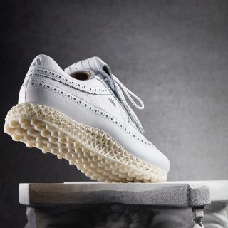 アディダスゴルフの最新ゴルフシューズ「MC87 4D」