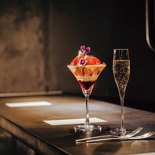 Remake easyのパフェとシャンパン