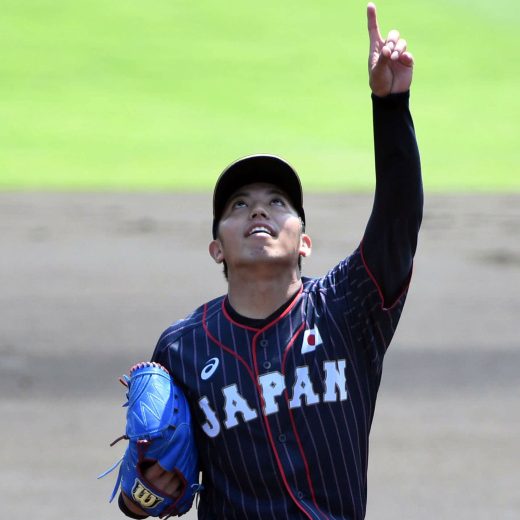 最多勝、最高勝率。見事に復活した“ハマのペンギン”DeNA・東克樹の知られざる学生時代