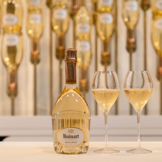 “シャンパーニュの宝石”、黄金色に輝くルイナールの愉しみ方