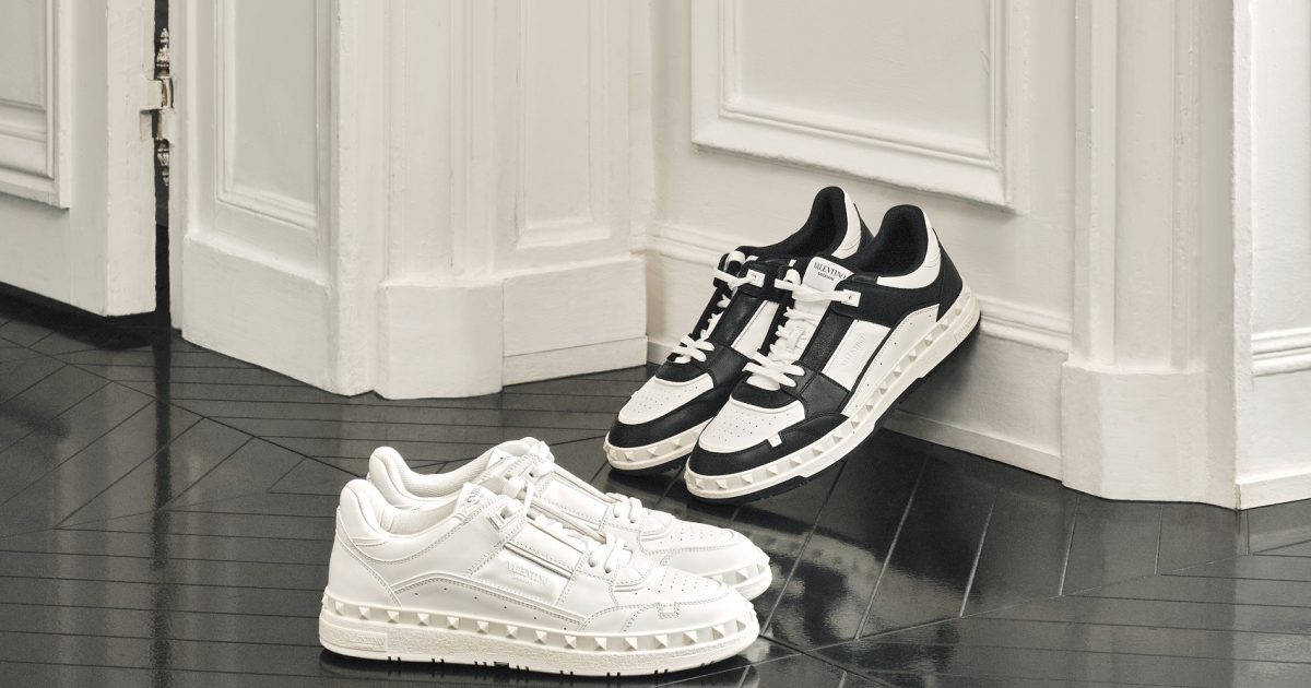 VALENTINO-GARAVANI-FREEDOTS- VALENTINO-GARAVANI-FREEDOTS-