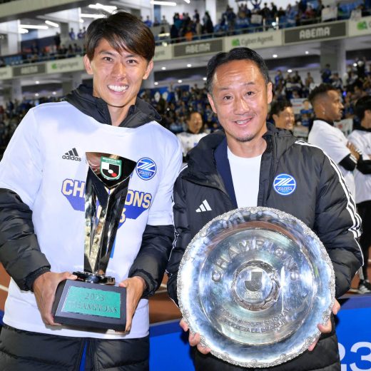 15位→優勝への秘密。J2町田・黒田剛監督、最強組織の作り方