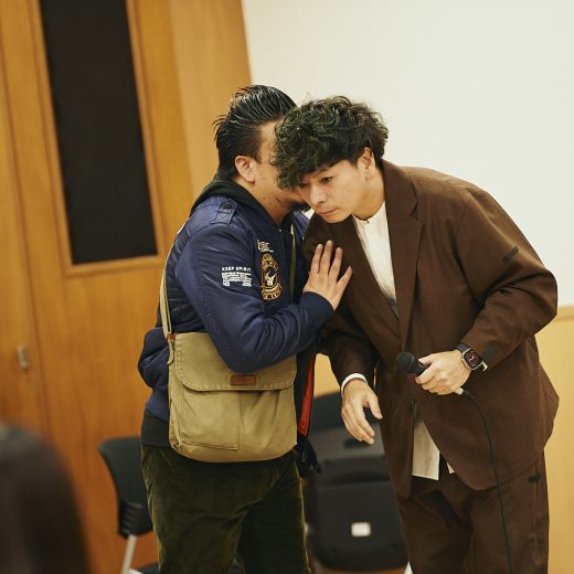 令和ロマンに学ぶ、大人を「ホメとムチ(無知)」で手なずける技術【吉本NSCの人気授業】