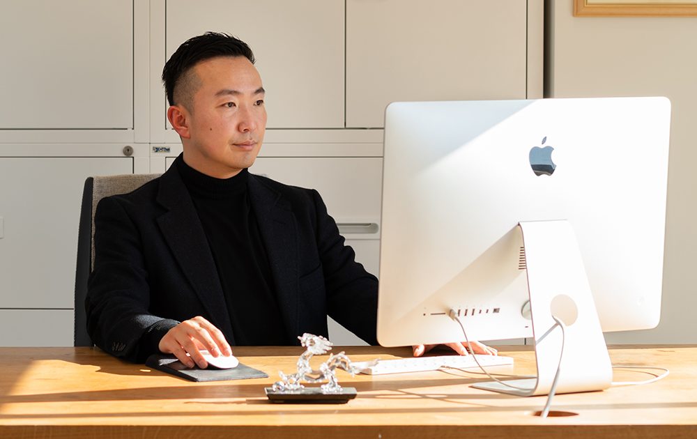 藤原ヒロシとの意外な関係性！ 「ChargeSPOT」起業家が人気ラッパーを