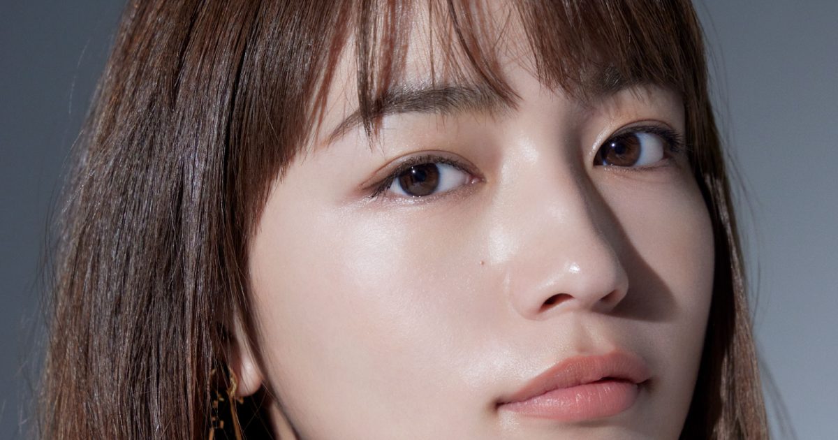 川口春奈「ちゃんと地に足がついた人でありたい」