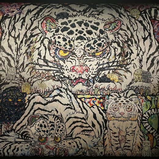 村上隆 《白虎 京都》2023-2024年 ©️2023-2024 Takashi Murakami/Kaikai Kiki Co., Ltd. All Rights Reserved. 京都市京セラ美術館「村上隆 もののけ 京都」会場にて撮影 photo/ Yoshio Suzuki