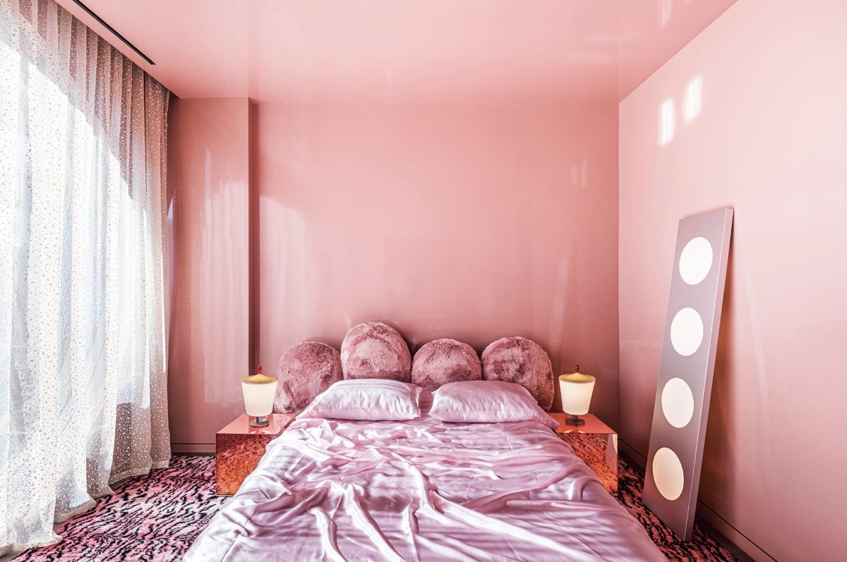 ジェニファー・ロペスをイメージした寝室