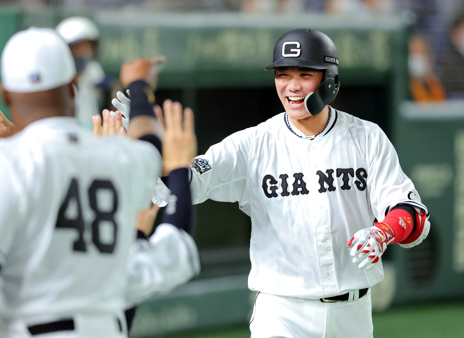 ハンカチ世代”の逆襲なるか!? 巨人・坂本勇人が史上最強の遊撃手