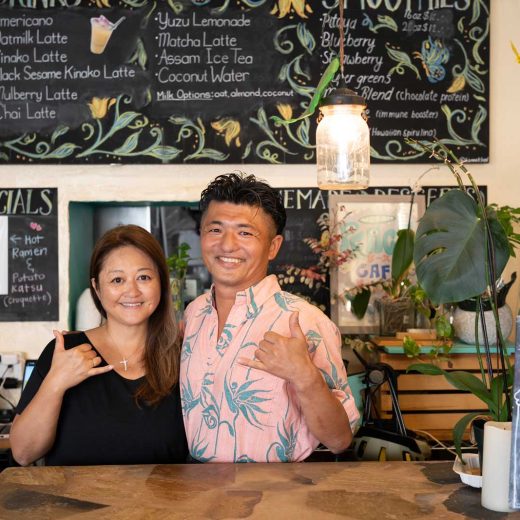 ハワイ版ミシュラン２年連続金賞。日本人オーナーのヴィーガン店「ピース・カフェ」に世界中から人が集まる理由