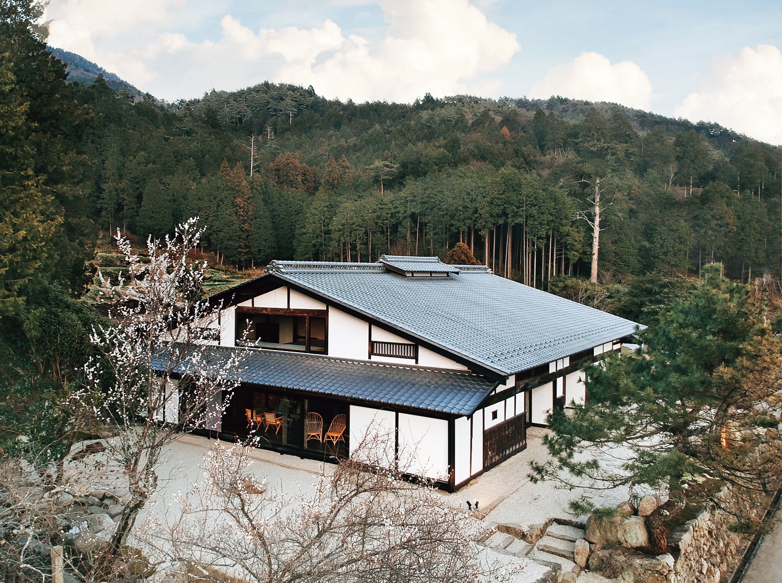 【28.29日限定】旅人の木11節　⑤ 1日1組限定。森の中で禅体験ができる、長野のプライベートリゾート