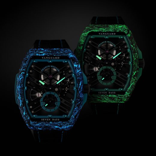 「ヴァンガード™ 7 デイズ パワーリザーブ スケルトン レーシング クリプトン」の発光状態