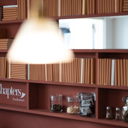 「チャイと選書」の店内