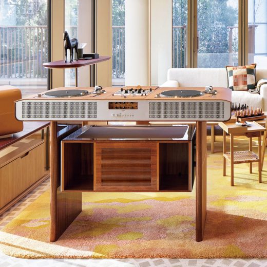 エルメス「ディスク・ジョッキー・クラブ」