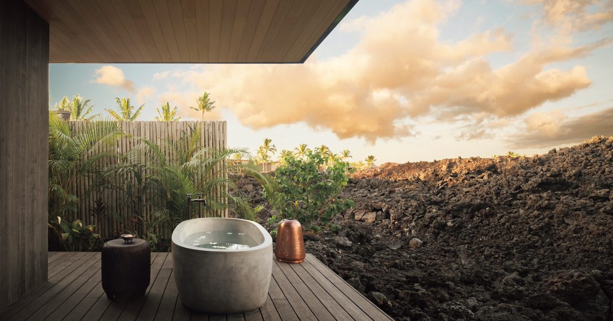 溶岩の上で極上トリートメント体験。ハワイ島「コナ ビレッジ ローズ