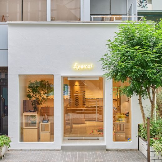 「Eyevol Osaka Store」