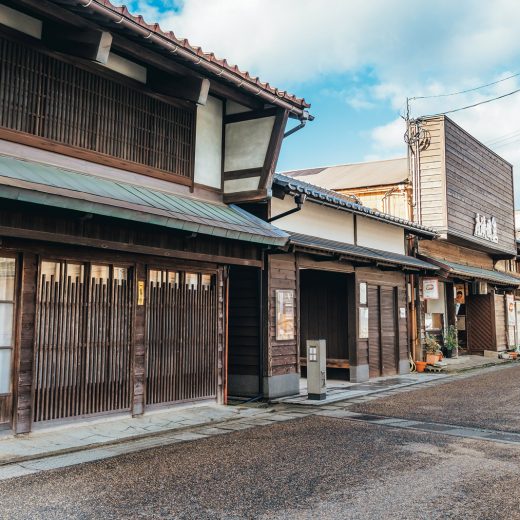 三國湊の街並み