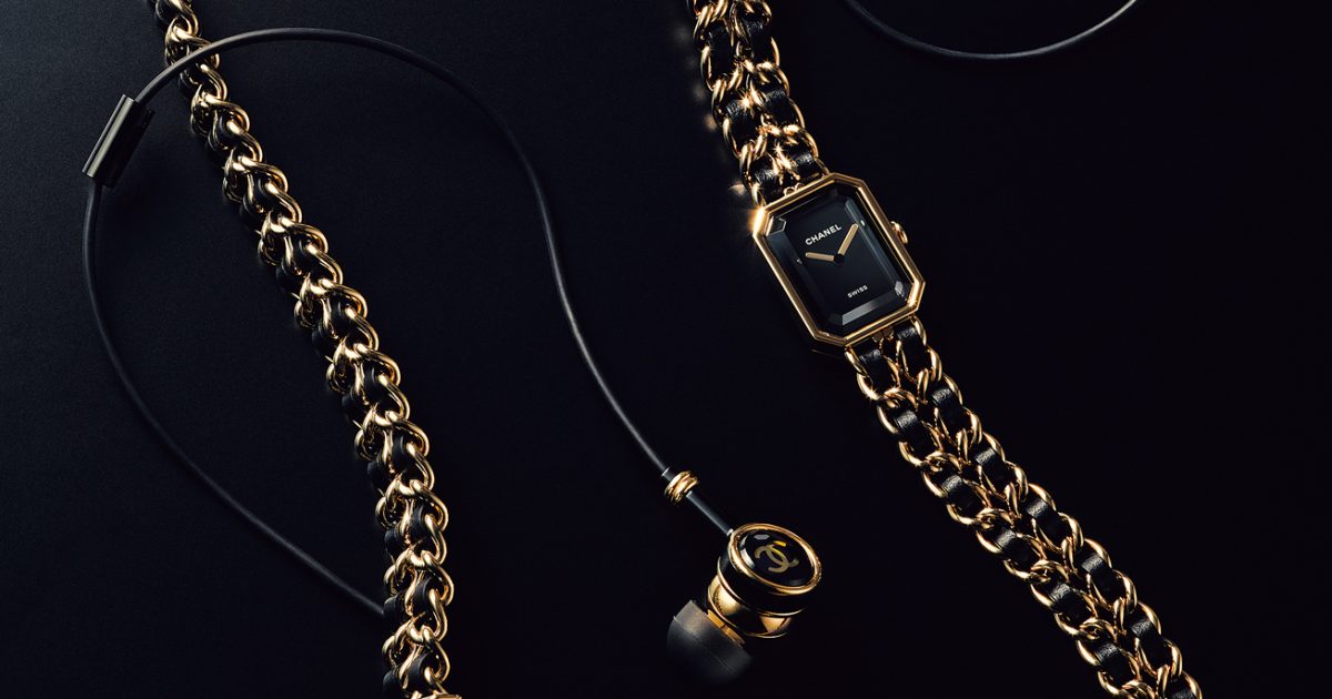 シャネル　CHANEL イヤホンジャック2点　未使用 シャネル、名作ウォッチ「プルミエール」のロングネックレス型