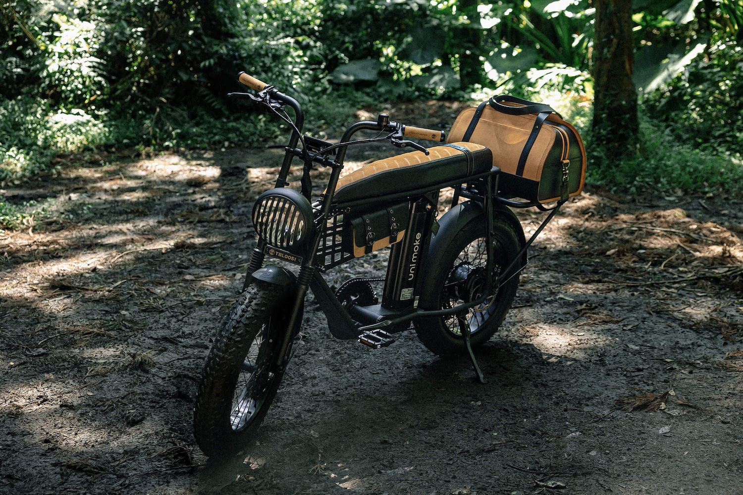 【在庫僅少】 ティンバーランドとコラボ！アウトドアテイストの限定E-BIKE 靴