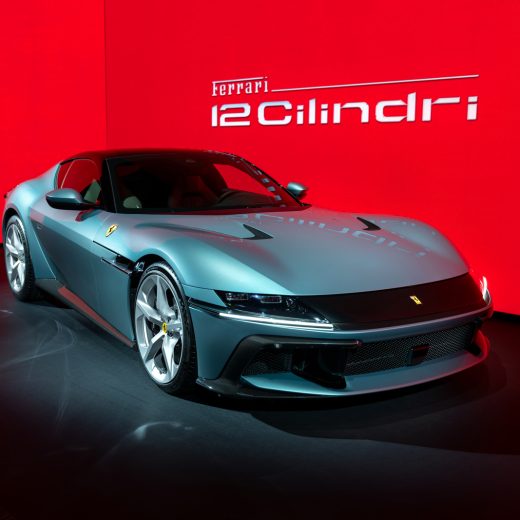 フェラーリ、V12エンジン搭載の新型スーパースポーツカー「12 Cilindri」が日本初上陸!