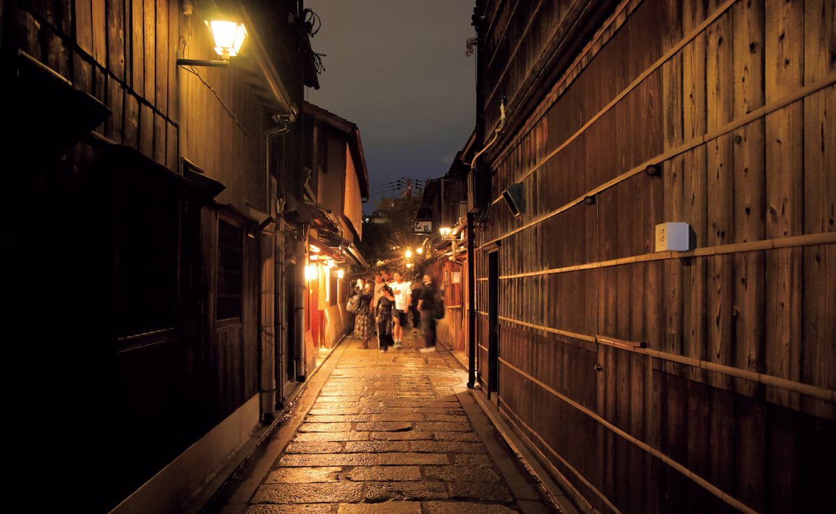 京都・祇園の石畳